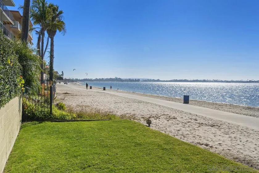 3828 Riviera Drive #2B photo 53