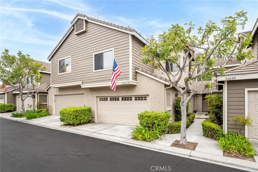 24651 Camden Court photo 1