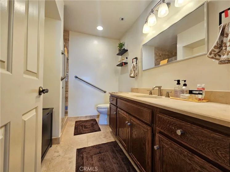 121 S Hope #428 photo 19