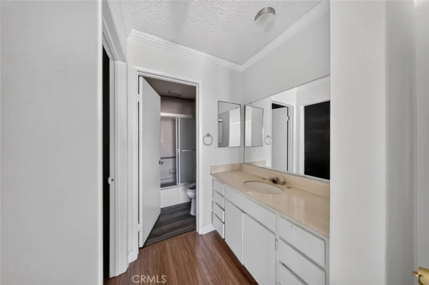 333 Burchett Street #206 photo 30