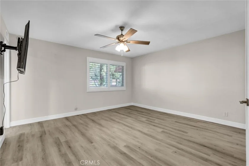 12827 Newhope photo 18