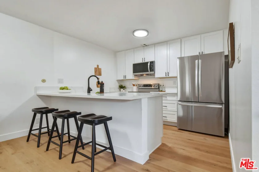 5403 Newcastle Avenue #19 photo 4