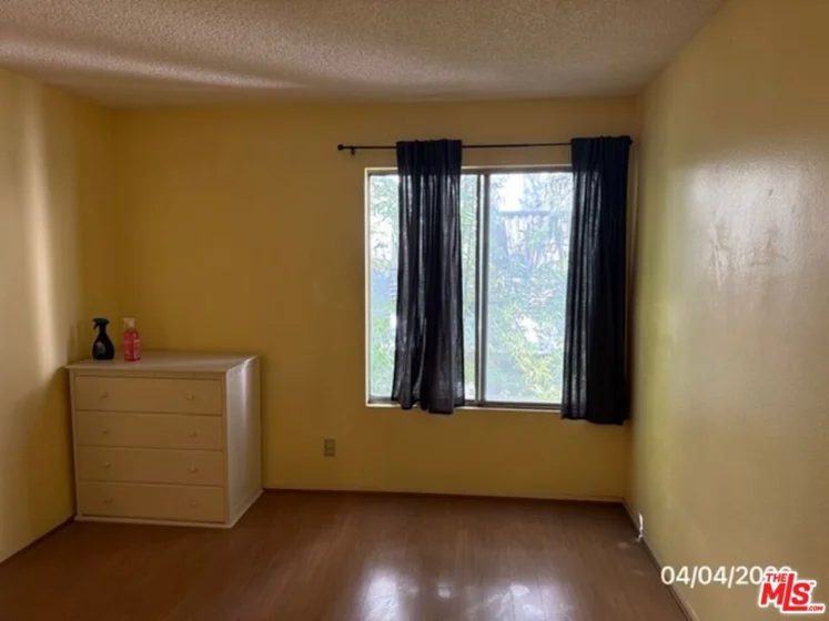 525 S Ardmore Avenue #242 photo 10