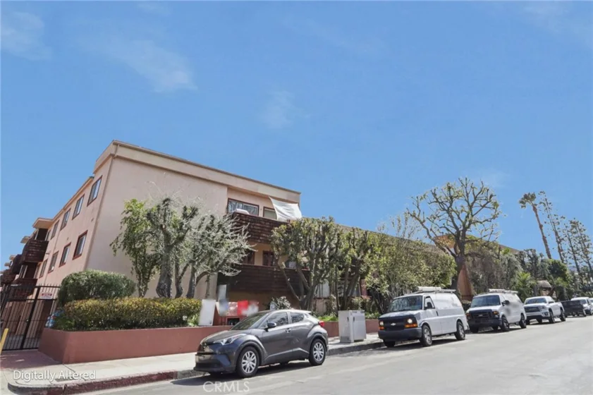 5400 Newcastle Avenue #70 photo 1