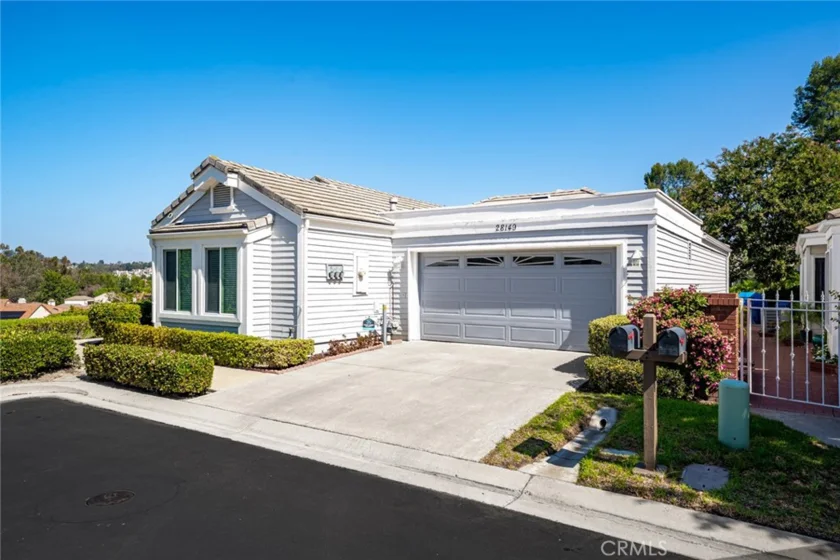 28149 Manchuca photo 2