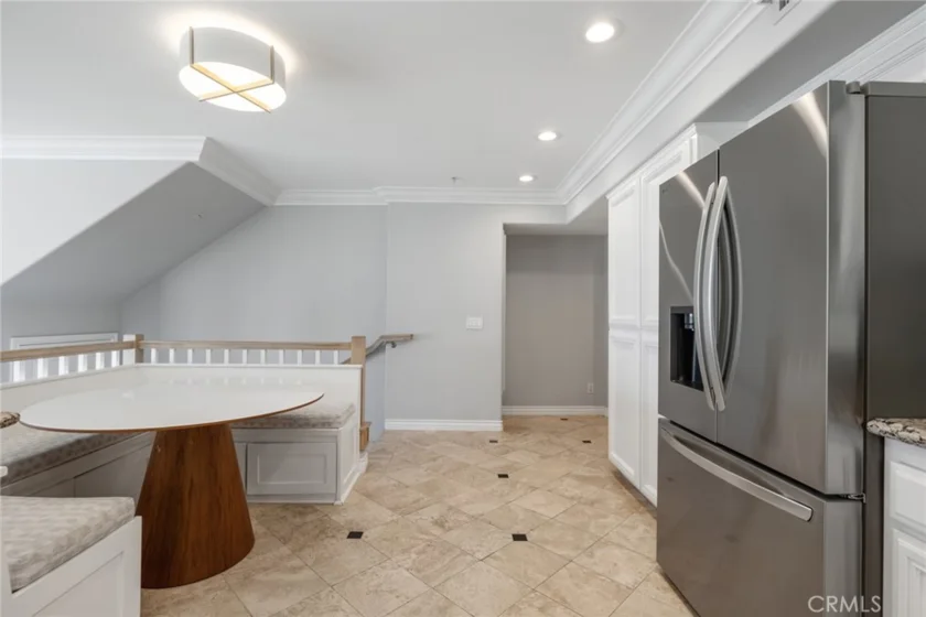 1511 Buena #101 photo 5