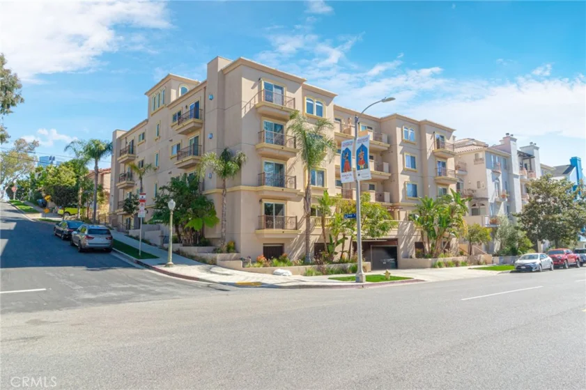 10390 La Grange Avenue #101 photo 1