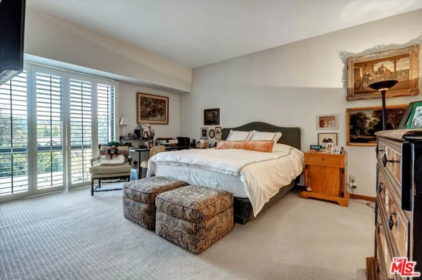10445 Wilshire Boulevard #504 photo 20