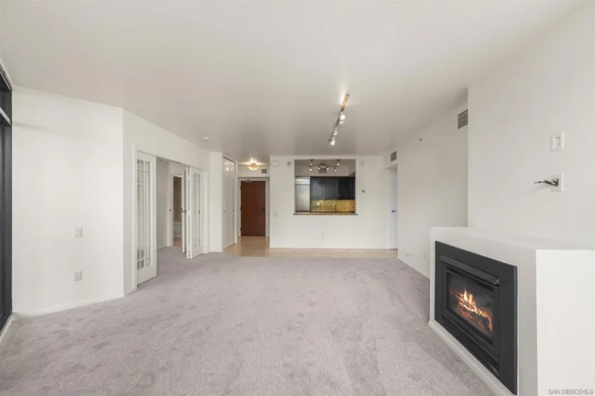500 W Harbor #417 photo 11