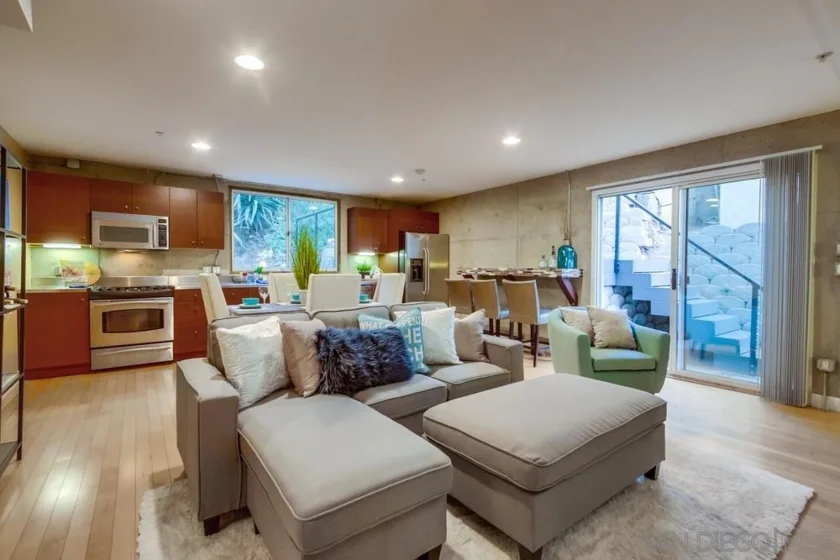 3033 India Street #9 photo 1