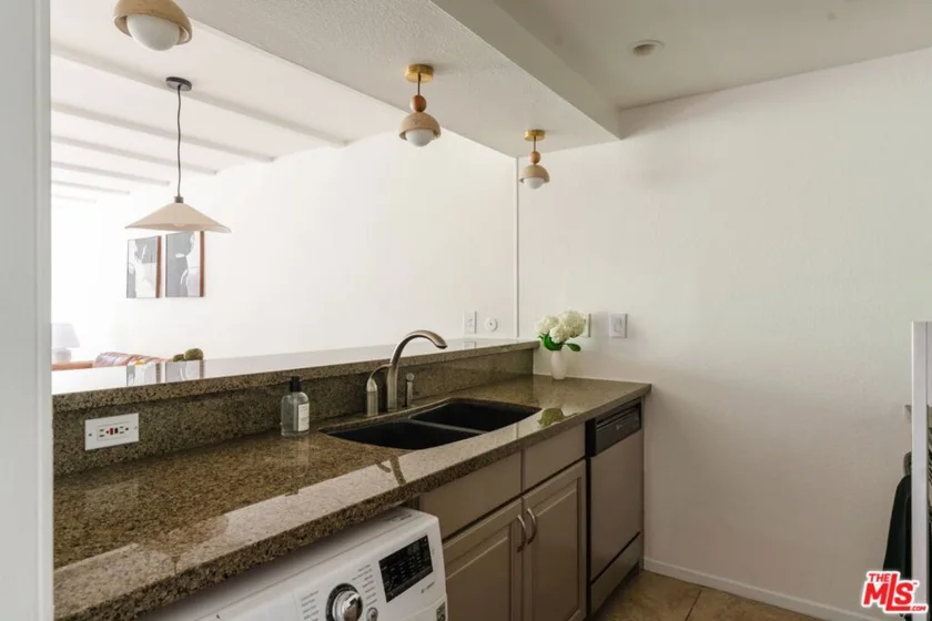 750 N Kings Road #315 photo 5