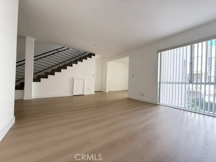 116 W Maple Street #16 photo 2