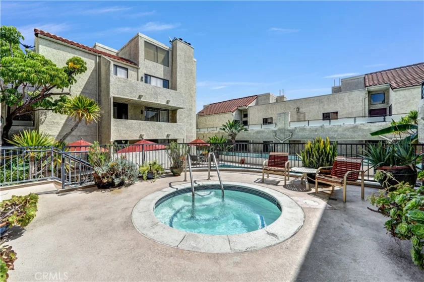 1900 Vine Street #212 photo 31