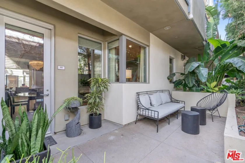 1250 N Harper Avenue #302 photo 10