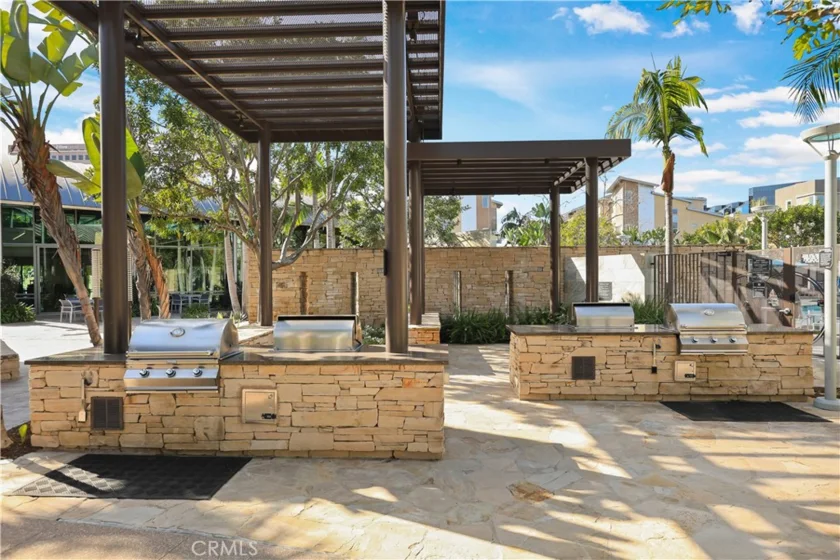 3700 Rivington photo 49