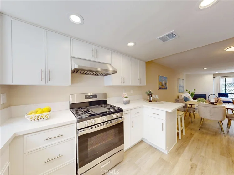 105 S Marguerita Avenue #C photo 13