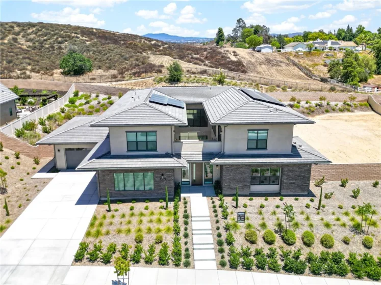 39724 Larkspur Terrace photo 2