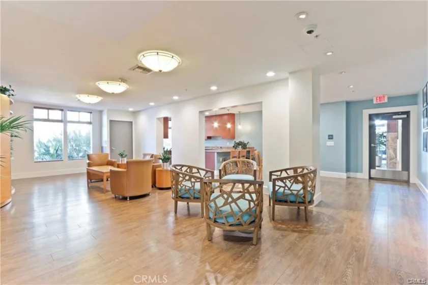 488 E Ocean Boulevard #105 photo 12