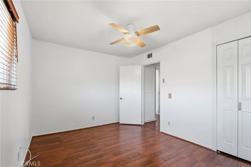54 Oval Road photo 25