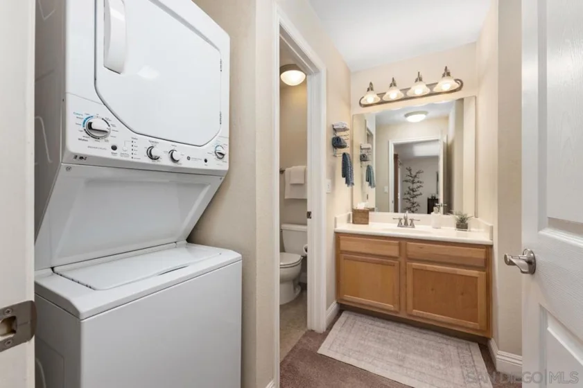 3535 Madison Avenue #210 photo 8