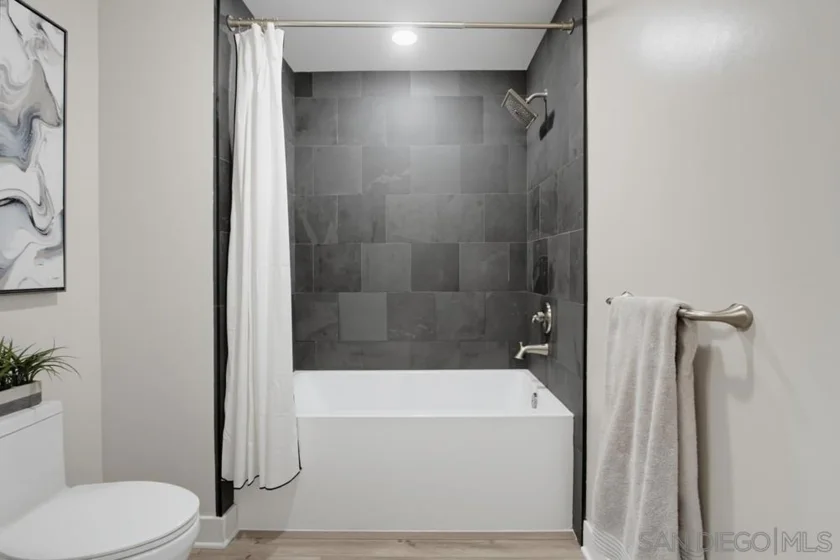 1021 S Cleveland Street #313 photo 24