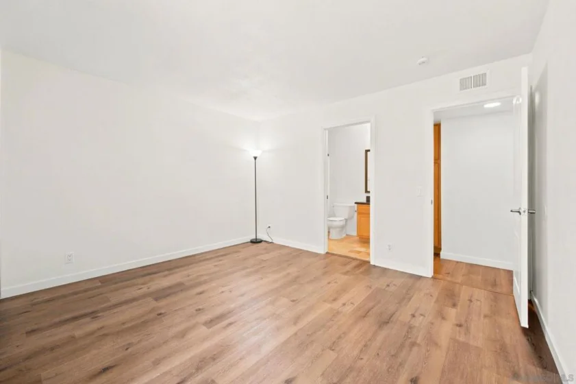 521 Calle Montecito #110 photo 22