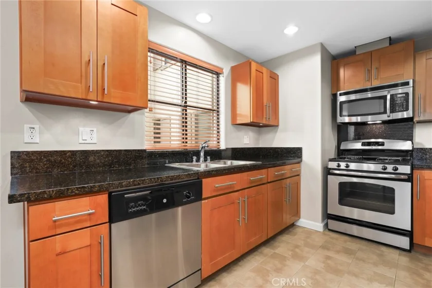 879 Michigan #G photo 7