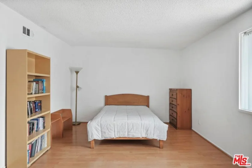 3245 Altura Avenue #8 photo 22