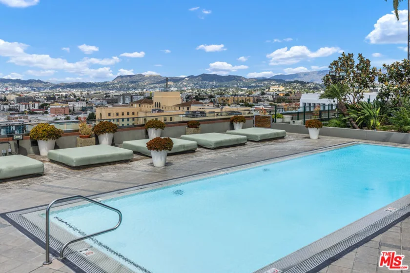 1100 Wilshire Boulevard #2411 photo 19