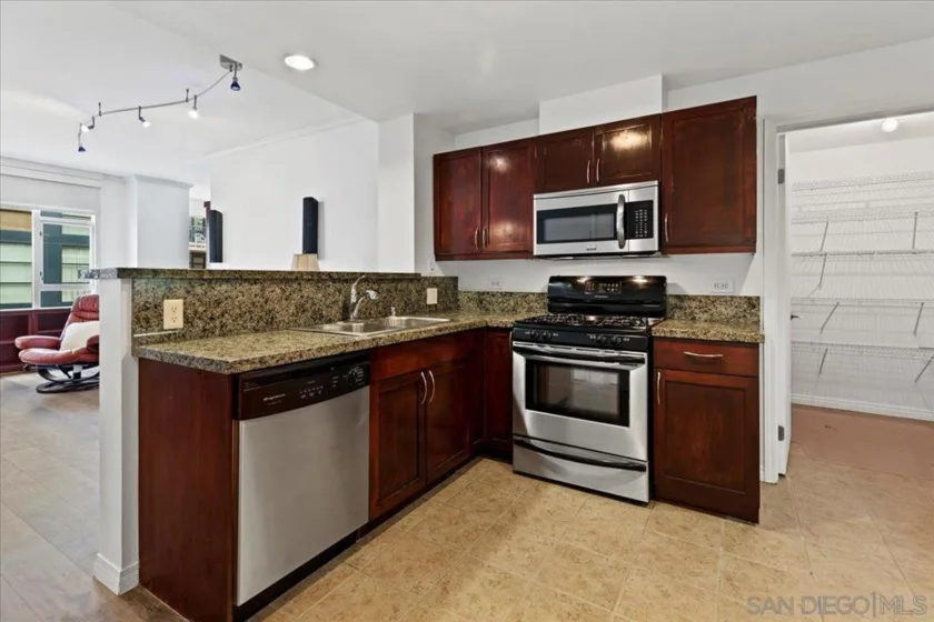 530 K Street #410 photo 11