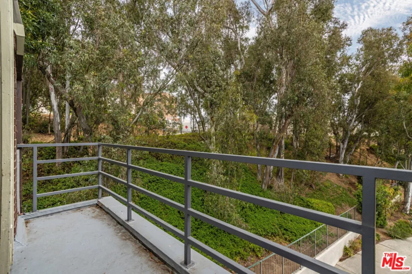 11601 Montana Avenue #PH7 photo 27