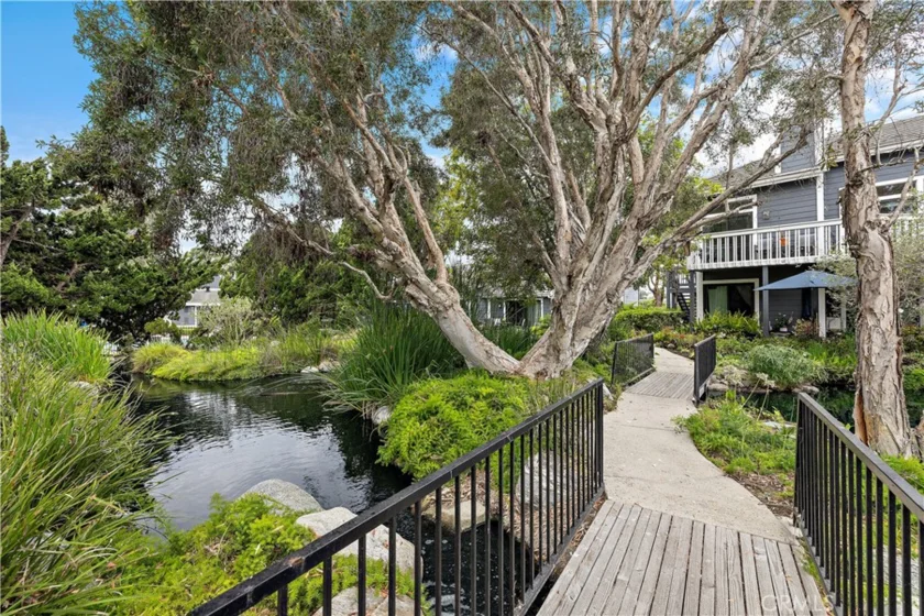20301 Bluffside #313 photo 31