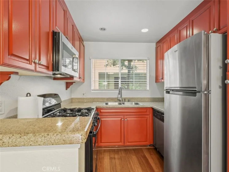 5540 S Owensmouth Avenue #107 photo 1