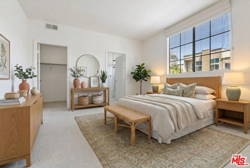 14570 Benefit Street #201 photo 45