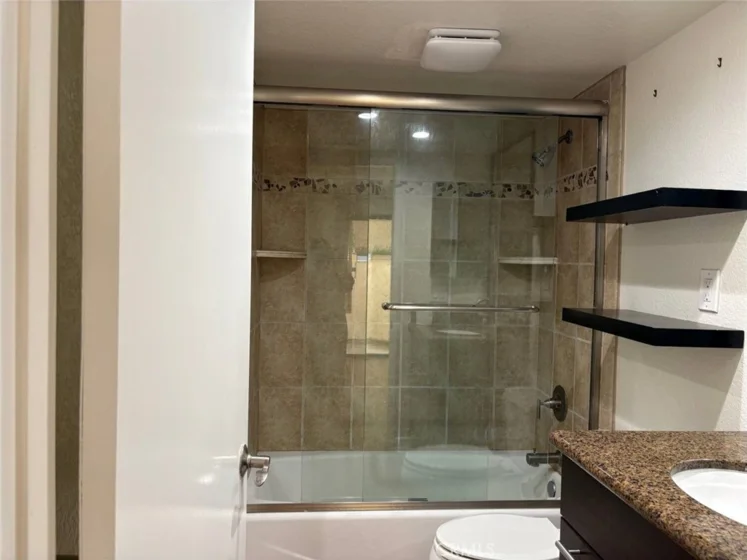 65 Largo Street photo 14