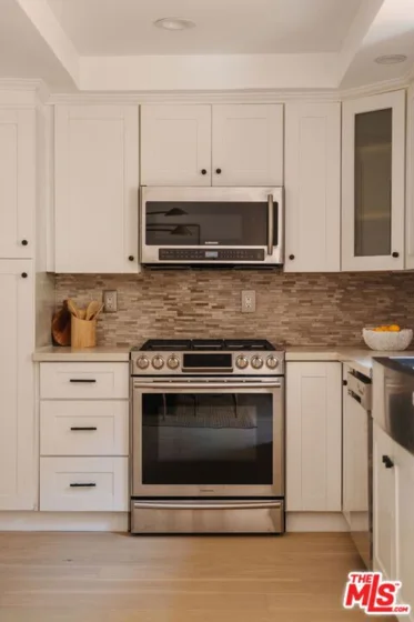 1337 Centinela Avenue #2 photo 6