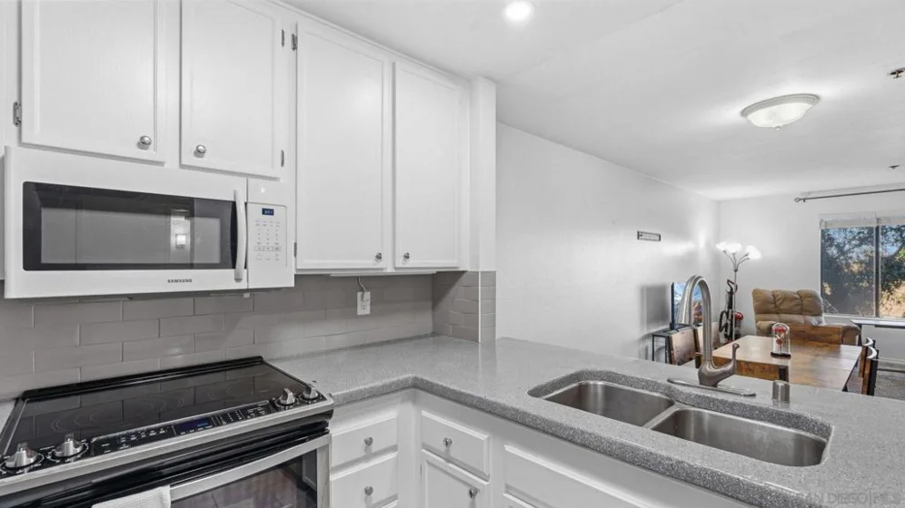 5980 Dandridge Lane #215 photo 16