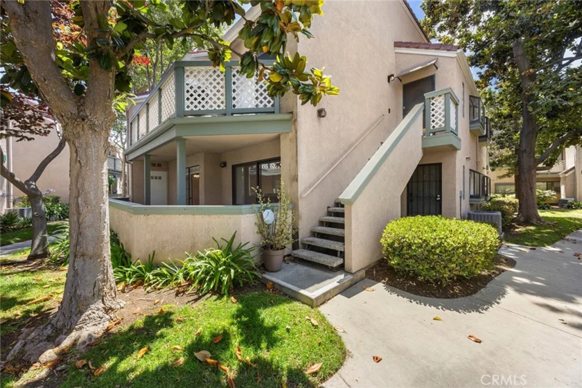 3537 W Greentree Circle #C photo 1