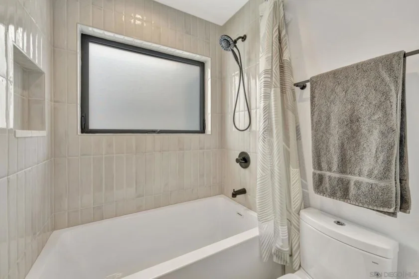807 Seacoast Drive photo 20