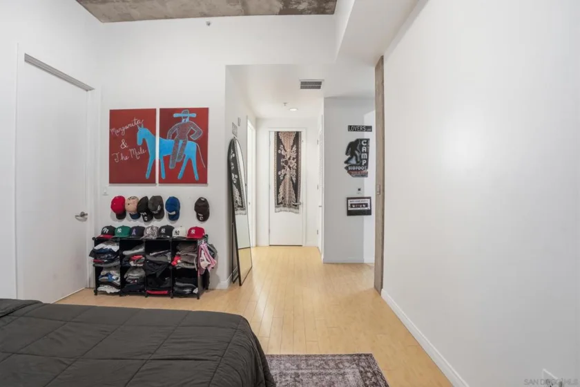 1050 Island #210 photo 10