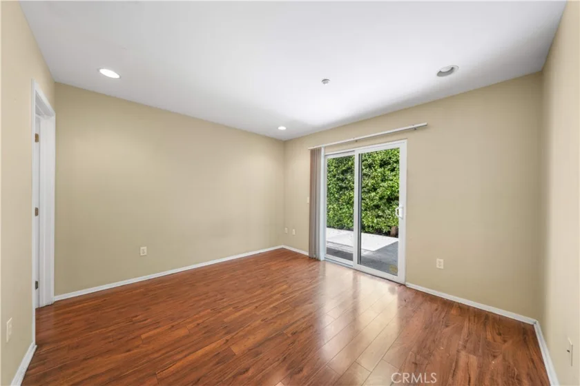 1008 S Marengo Avenue #D photo 33