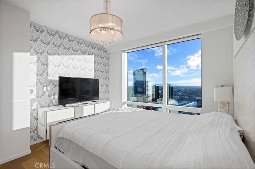 877 Francisco Street #4111 photo 16