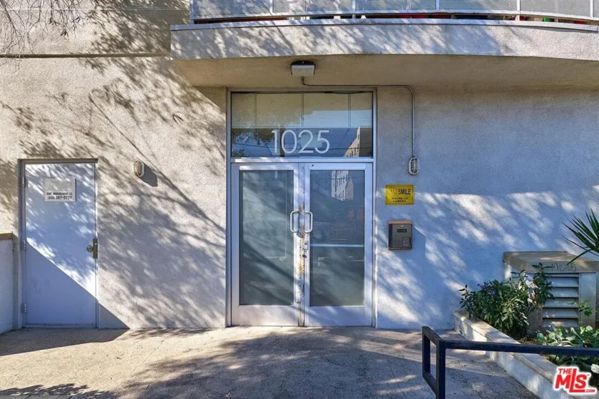 1025 Dewey Avenue #202 photo 9