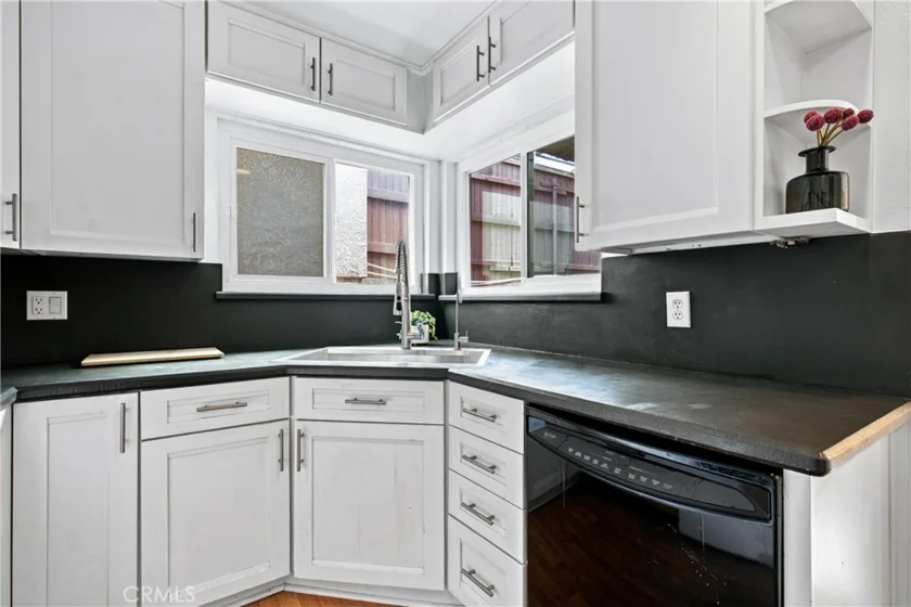 4675 Willis Avenue #105 photo 14