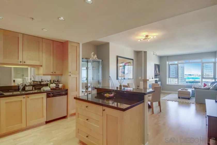 700 W Harbor Drive #1406 photo 6