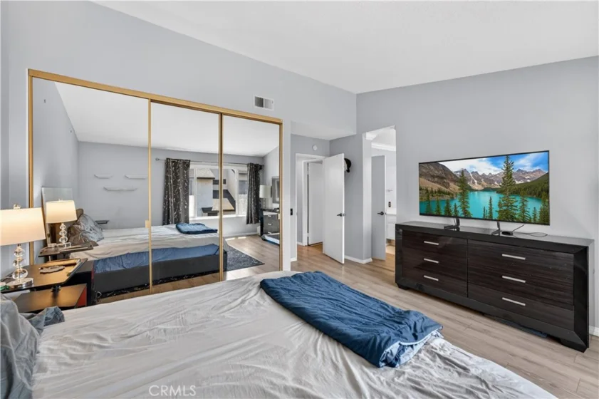 1363 N Schooner photo 5