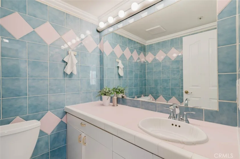 444 Myrtle Street #4 photo 16