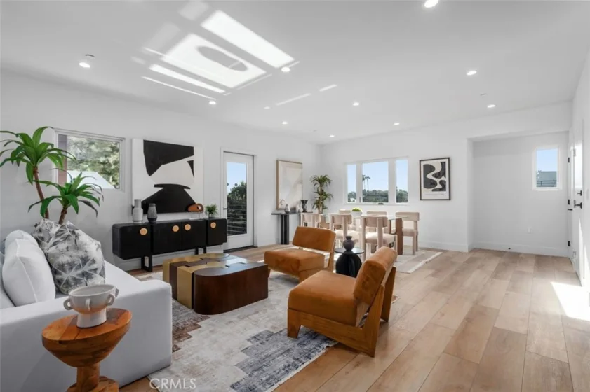 150 S Oak Knoll #202 photo 23