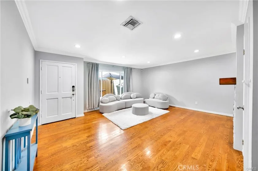 18631 Collins #10 photo 2