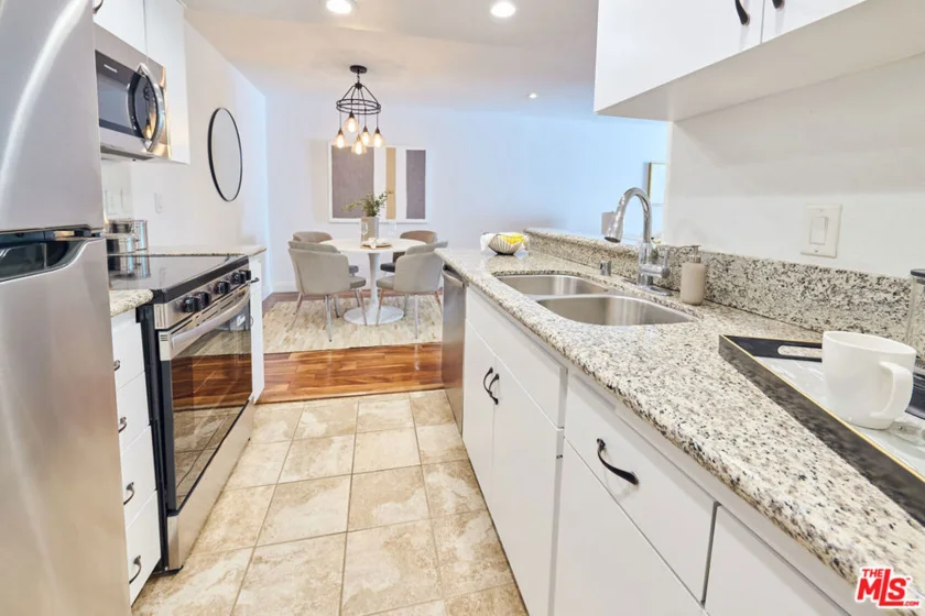 8530 Holloway Drive #303 photo 7